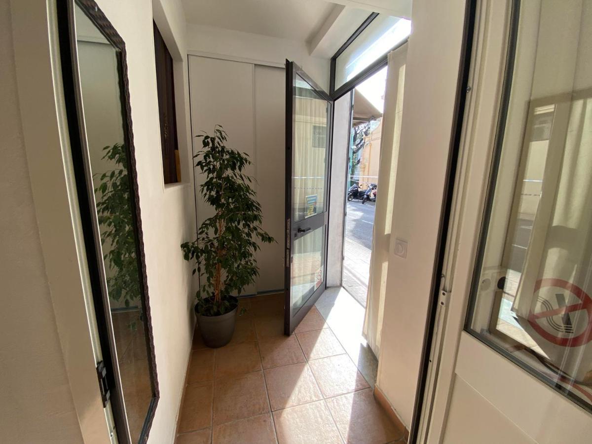 Menton Vacances Екстериор снимка